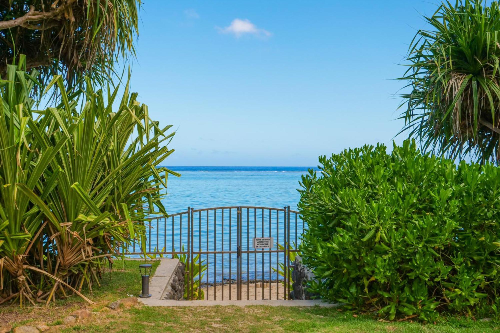 Havre De Paix Avec Piscine Et Plage Idyllique Apartment Punaauia  Exterior photo